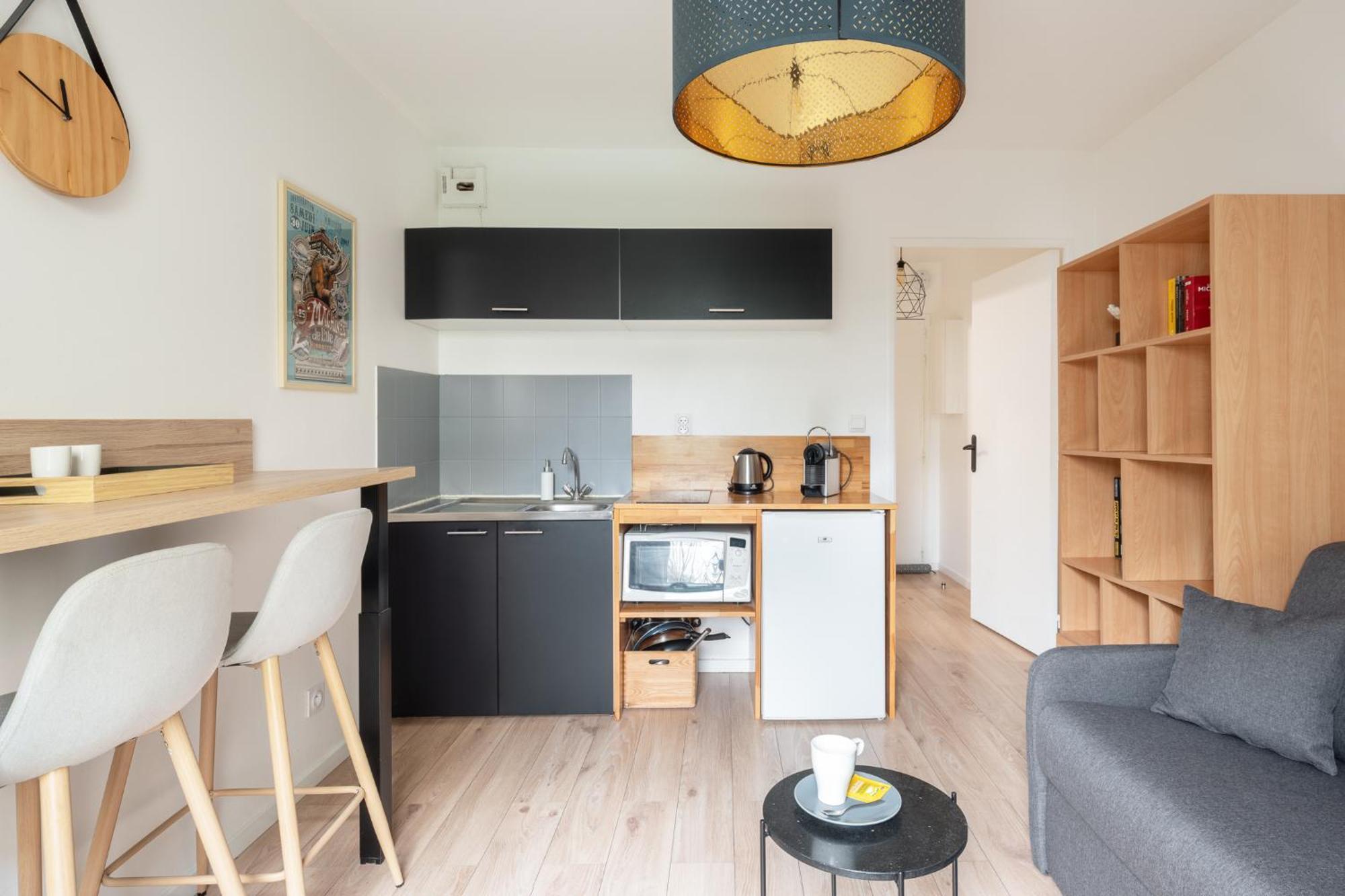 Studio Centre-Ville Avec Terrasse Et Parking Securise Gratuit น็องต์ ภายนอก รูปภาพ