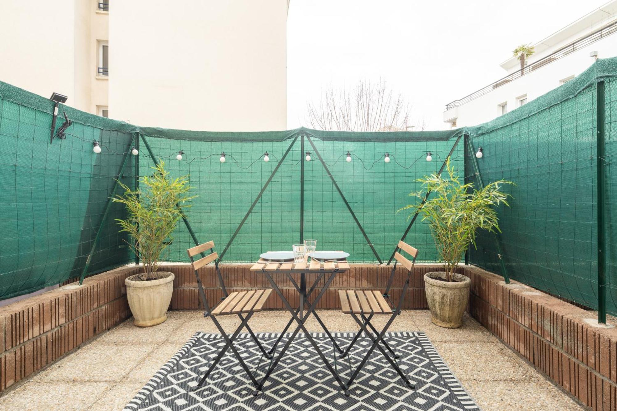 Studio Centre-Ville Avec Terrasse Et Parking Securise Gratuit น็องต์ ภายนอก รูปภาพ